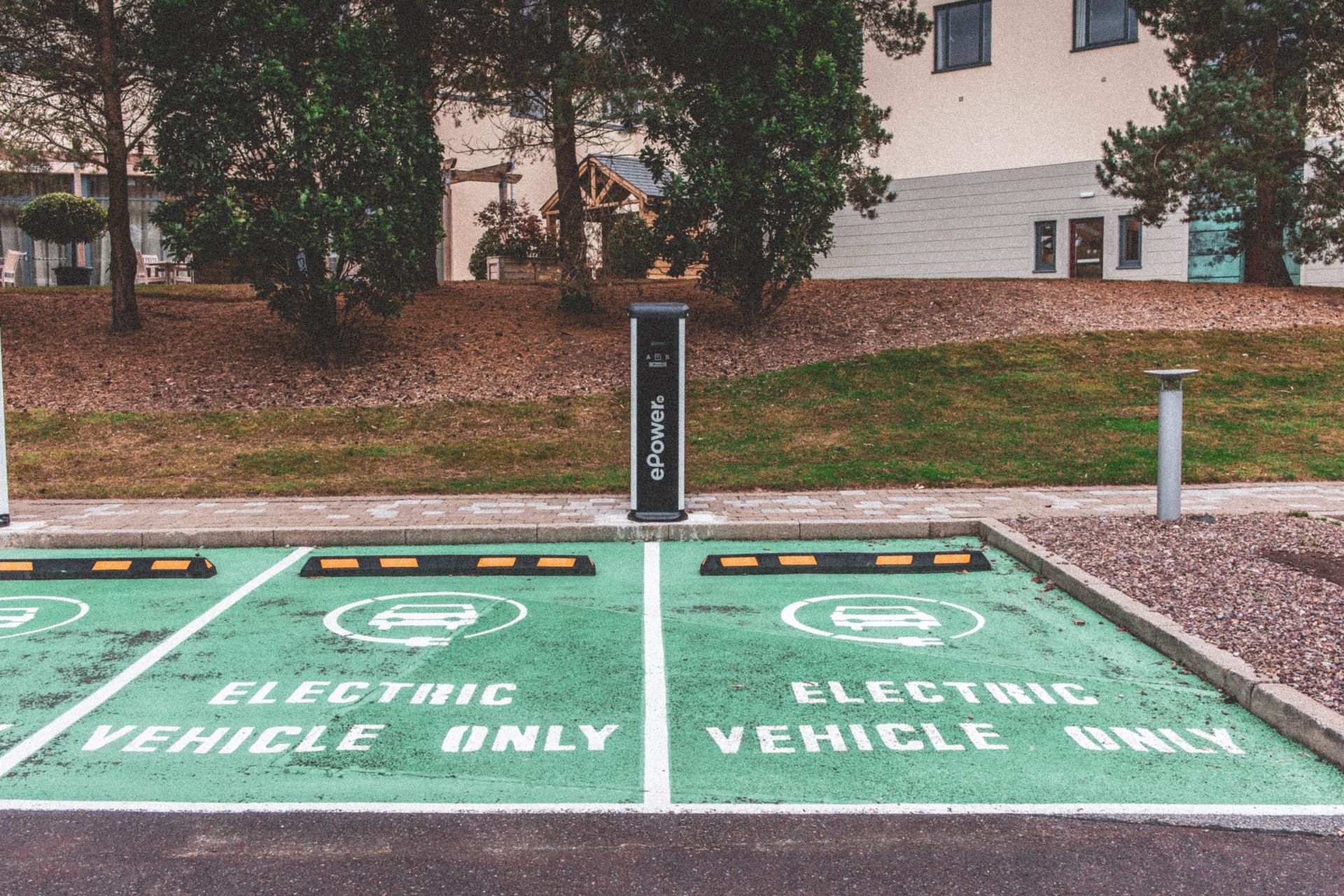 auto elettriche costo
